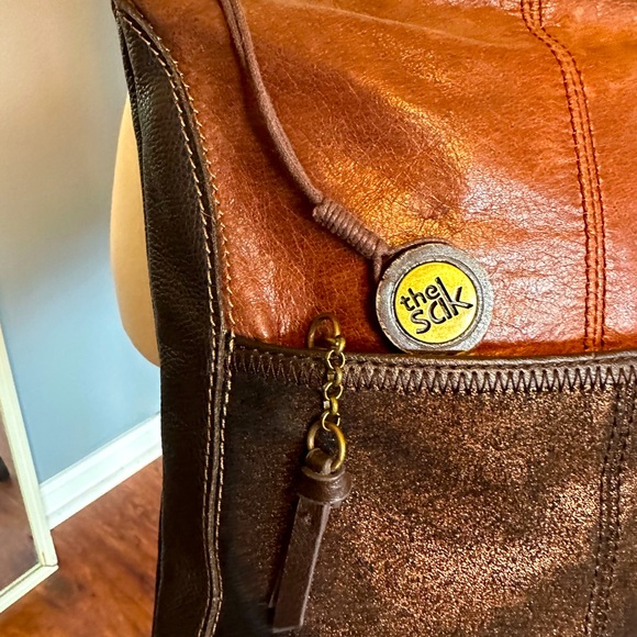 THE SAK BROWN AND BRONZE CROSSBODY BAG. - Picture 3 of 10